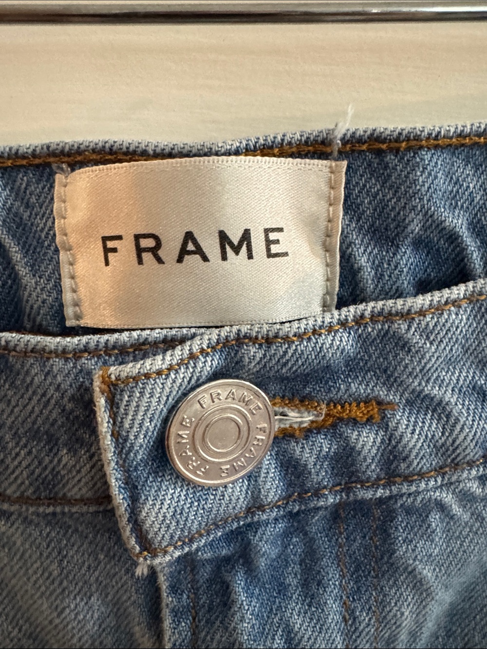 Frame Denim Light Blue High-Waist Boyfriend Jeans - Picture 2 of 3